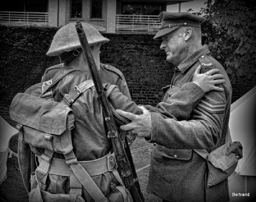 A.Passchendaele themaw. (33)